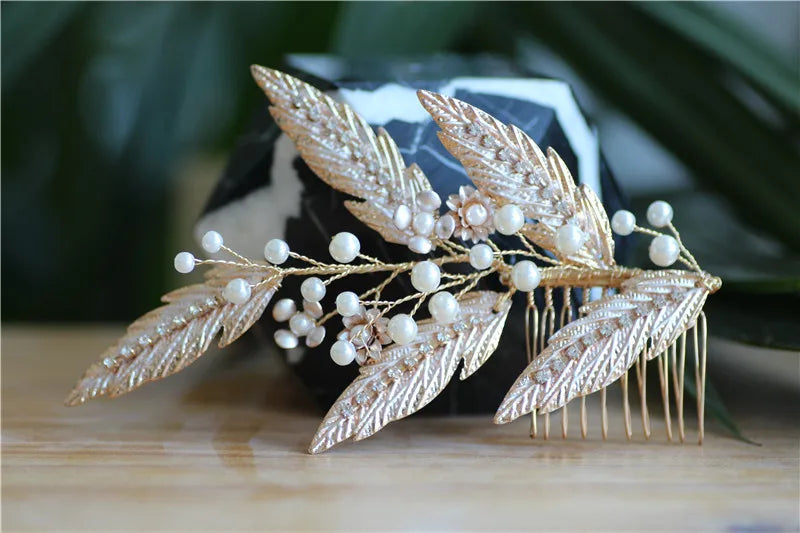 DRESS like US™ Simple Leaf Bridal Comb