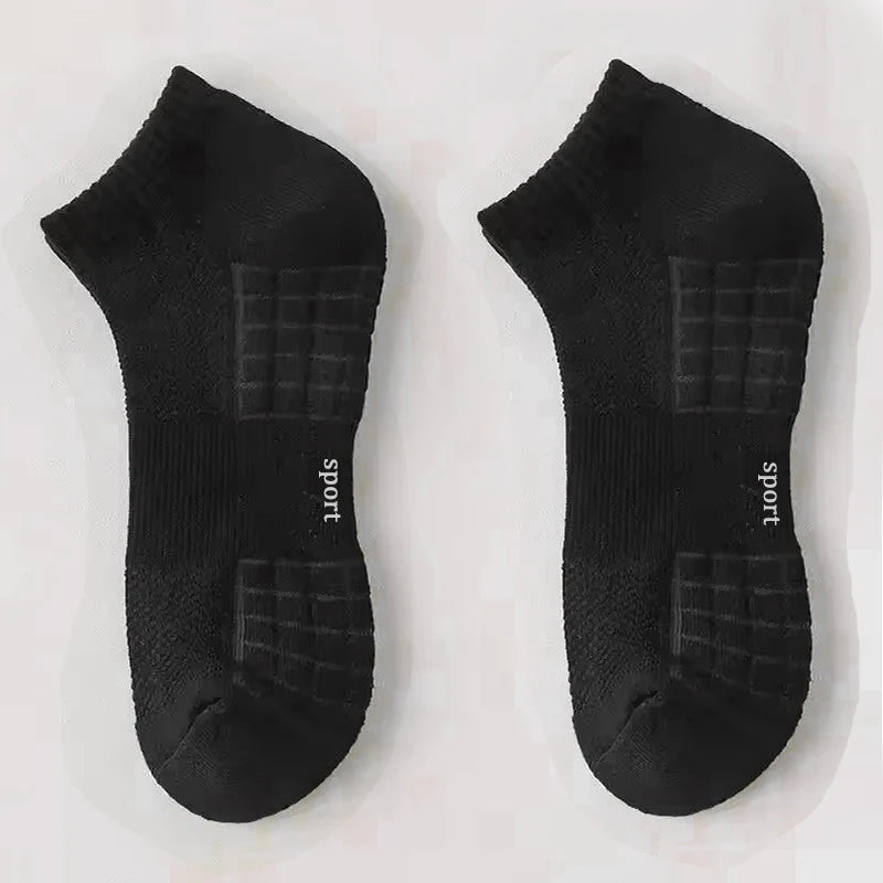 DRESS like US™ ProCushion Sports Socks – Thick-Bottom Sweat-Wicking Socks for Running & Training