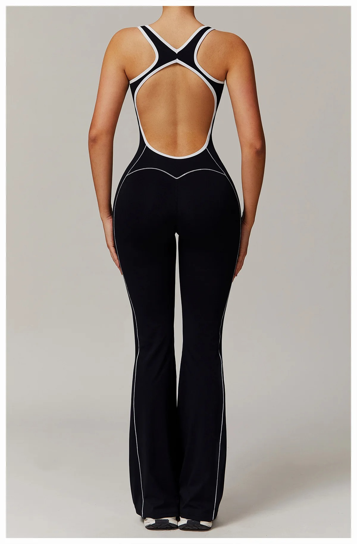 DRESS like US™ Sleeveless Open-Back Sports Jumpsuit