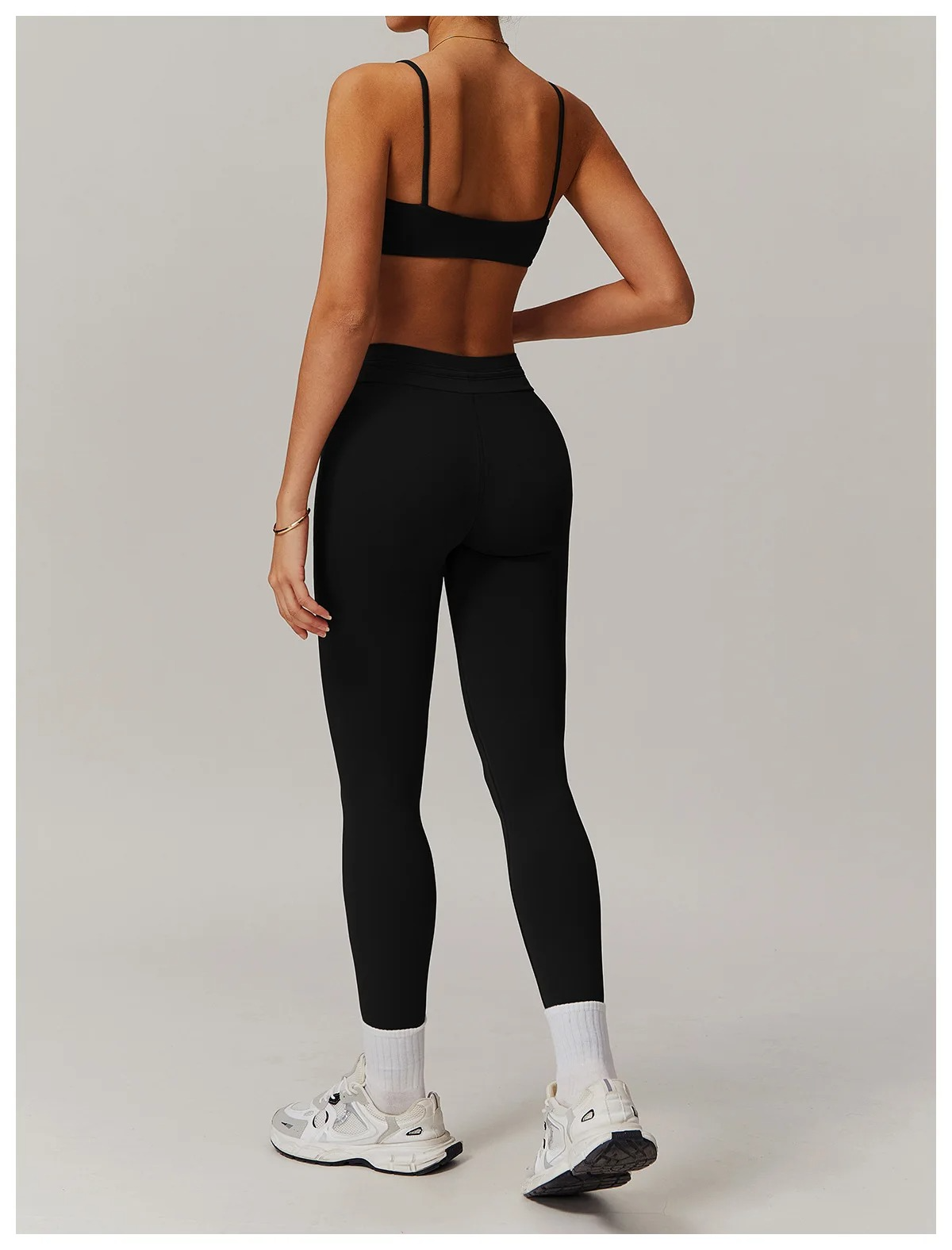 DRESS like US™ DryFlex Performance Set