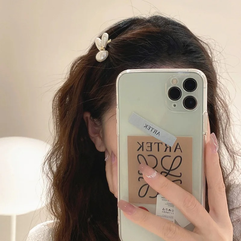 DRESS like US™ Bunny Pearl Hairpin