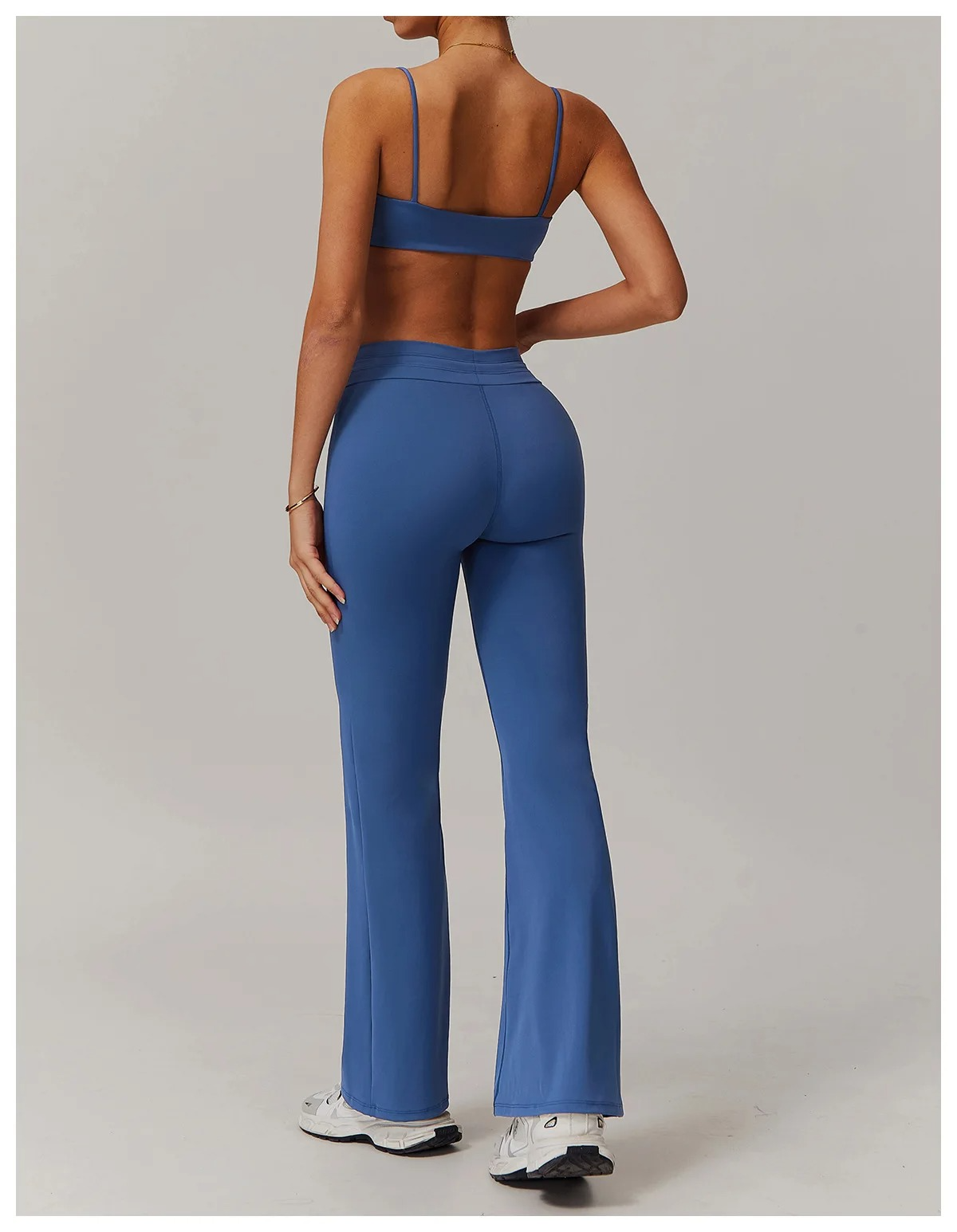 DRESS like US™ DryFlex Performance Set